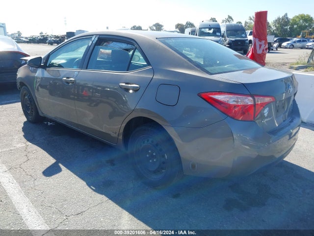 Toyota COROLLA LE 2017 5YFBURHE7HP620878 Image 3