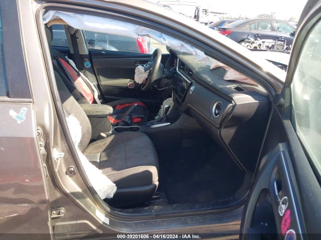 Toyota COROLLA LE 2017 5YFBURHE7HP620878 Image 5