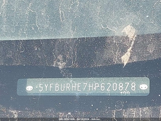 Toyota COROLLA LE 2017 5YFBURHE7HP620878 Image 9
