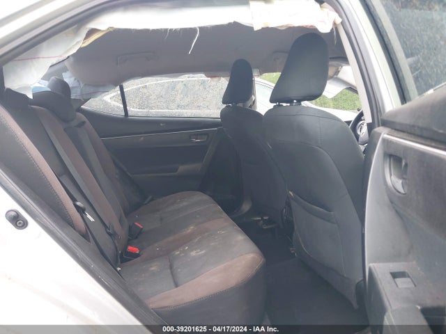 Toyota COROLLA LE 2018 5YFBURHE9JP753227 Image 8