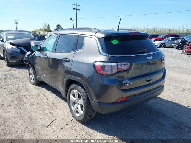 Jeep Compass Latitude 4x4 2019 3C4NJDBB1KT740610 Image 3
