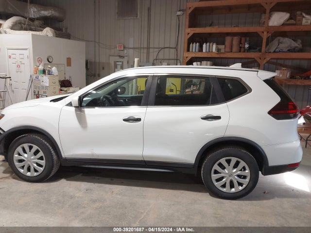 Nissan ROGUE S 2018 KNMAT2MV9JP550156 Image 15