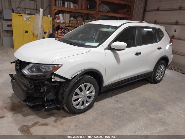 Nissan ROGUE S 2018 KNMAT2MV9JP550156 Image 2