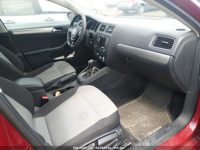 3VW2B7AJ7HM257617 Volkswagen Jetta 1.4t S