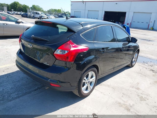 Ford FOCUS SE 2014 1FADP3K25EL277199 Image 4