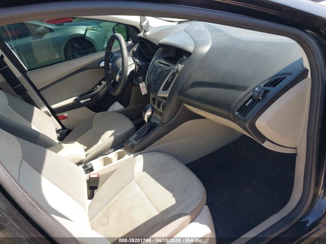 Ford FOCUS SE 2014 1FADP3K25EL277199 Image 5