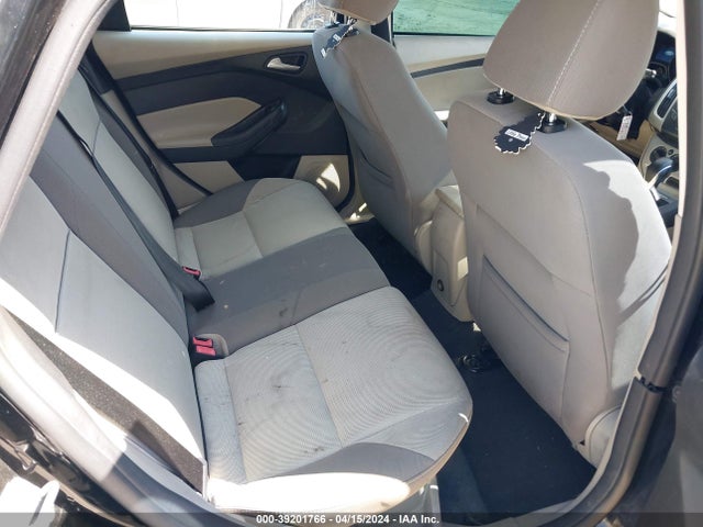 Ford FOCUS SE 2014 1FADP3K25EL277199 Image 8