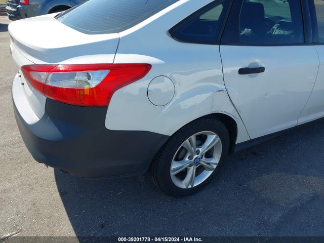 Ford FOCUS SE 2014 1FADP3F23EL233714 Image 6