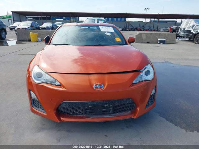 JF1ZNAA15F8702658 Scion FR-S