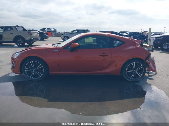 Scion FR-S 2015 JF1ZNAA15F8702658 Image 15