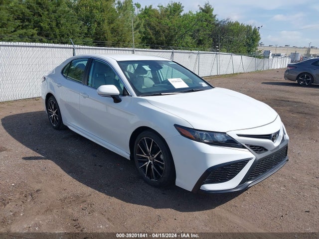 Toyota CAMRY SE 2022 4T1G11AK2NU662305 Image 1