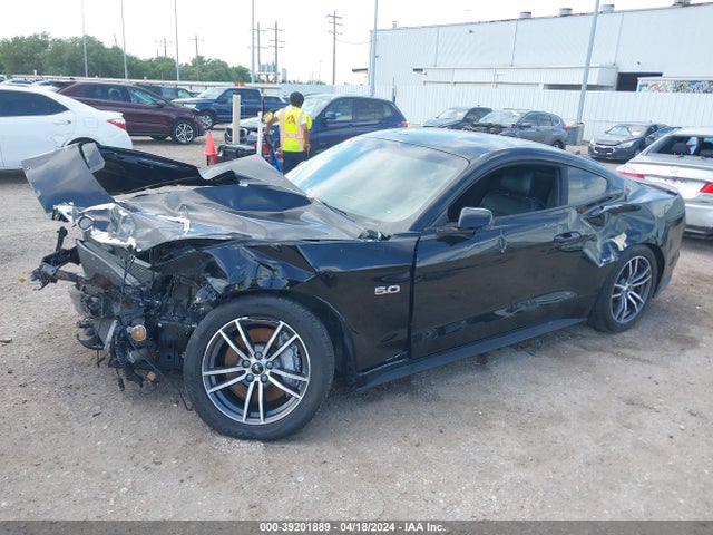 Ford Mustang Gt Premium 2017 1FA6P8CF8H5257738 Image 2