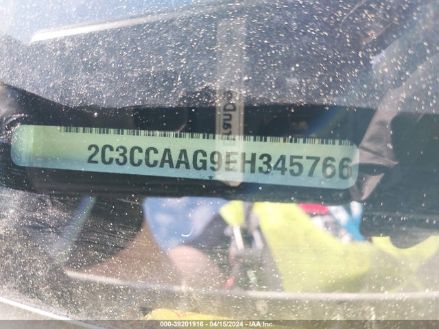 Chrysler 300 2014 2C3CCAAG9EH345766 Image 11