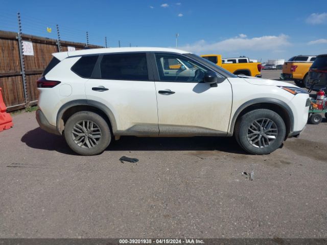 5N1BT3AA5PC792627 Nissan Rogue S Fwd