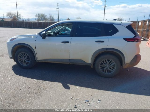 5N1BT3AA5PC792627 Nissan Rogue S Fwd