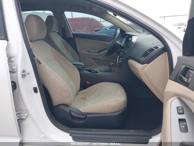 KIA Optima Lx 2015 5XXGM4A70FG358213 Image 5
