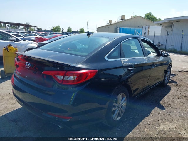 Hyundai Sonata 2017 5NPE24AF6HH543846 Image 4