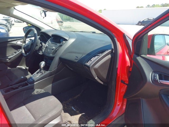 Ford FOCUS SE 2016 1FADP3F27GL300575 Image 5