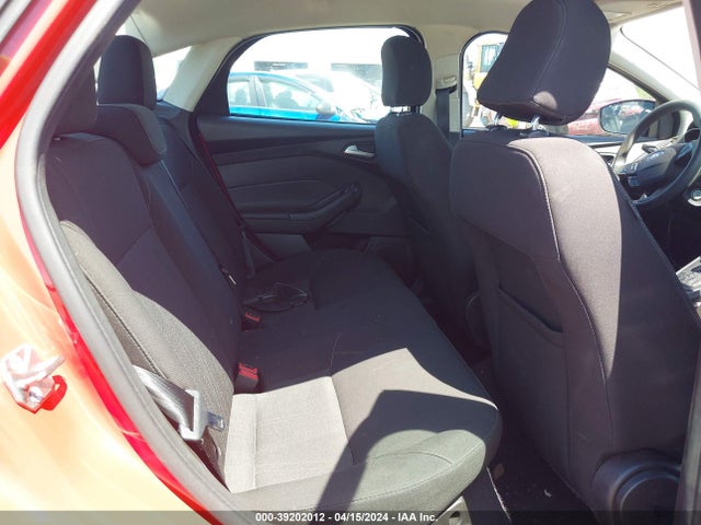 Ford FOCUS SE 2016 1FADP3F27GL300575 Image 8