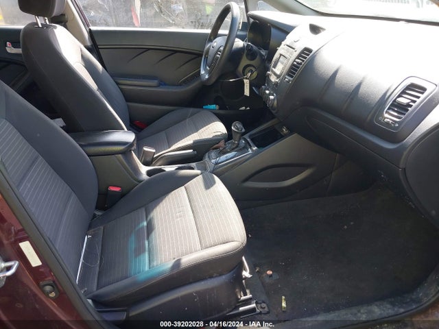 KIA FORTE LX 2017 3KPFL4A72HE111253 Image 5
