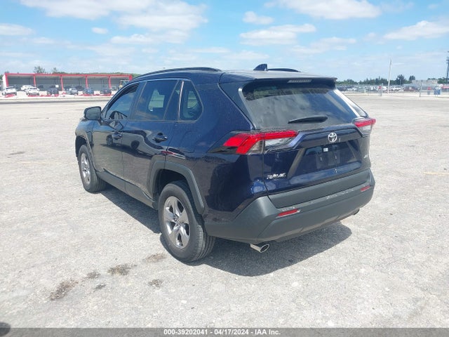 Toyota Rav4 Xle 2022 2T3W1RFV4NW208366 Image 3