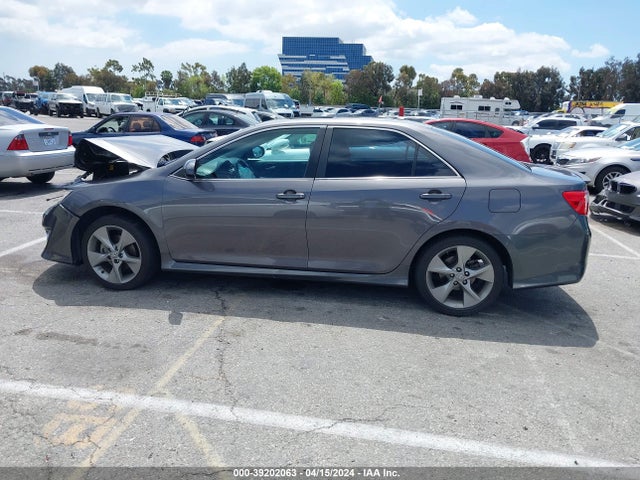 Toyota Camry Se Sport 2014 4T1BF1FK2EU832103 Image 14