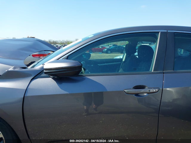 Honda CIVIC EX 2017 2HGFC2F71HH562600 Image 14