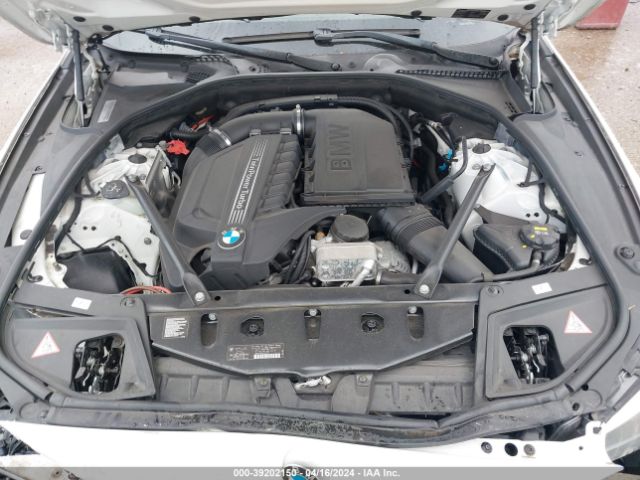 WBA5B1C50FD922201 BMW 535i