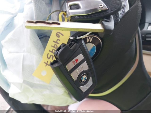WBA5B1C50FD922201 BMW 535i