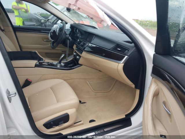 WBA5B1C50FD922201 BMW 535i