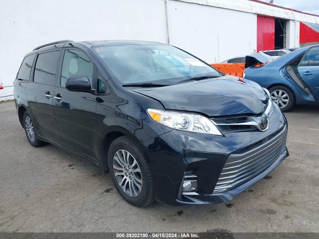 Toyota Sienna Xle Premium 8 Passenger 2019 5TDYZ3DC9KS978351 головне зображення