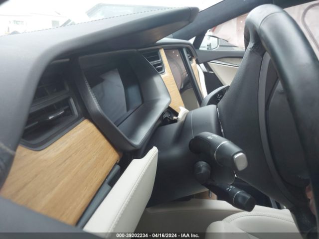 5YJSA1E25LF415259 Tesla MODEL S
