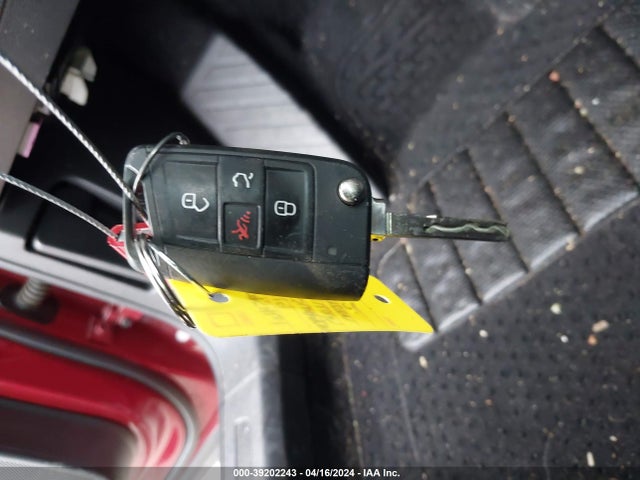 3VV1B7AX2KM171272 Volkswagen Tiguan 2.0t S