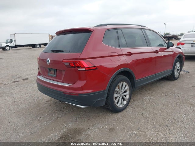 3VV1B7AX2KM171272 Volkswagen Tiguan 2.0t S