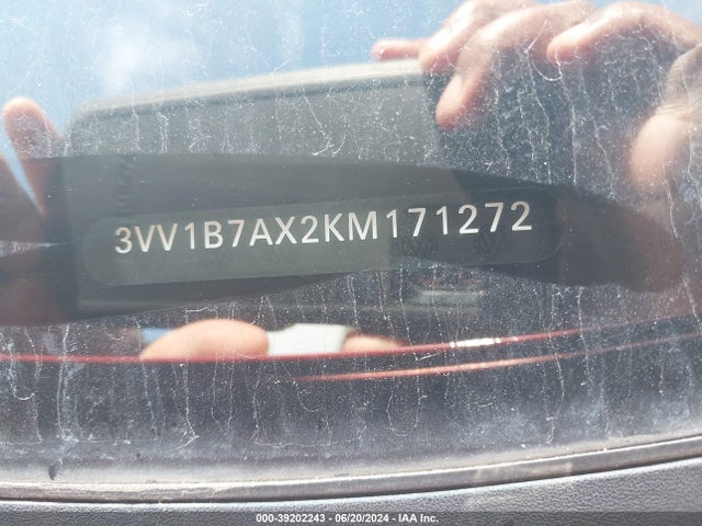 3VV1B7AX2KM171272 Volkswagen Tiguan 2.0t S