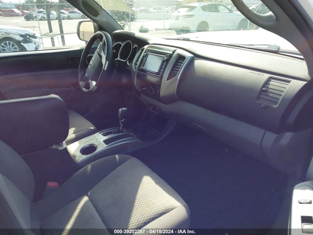 Toyota Tacoma 2015 5TFTX4CN8FX056453 Image 5