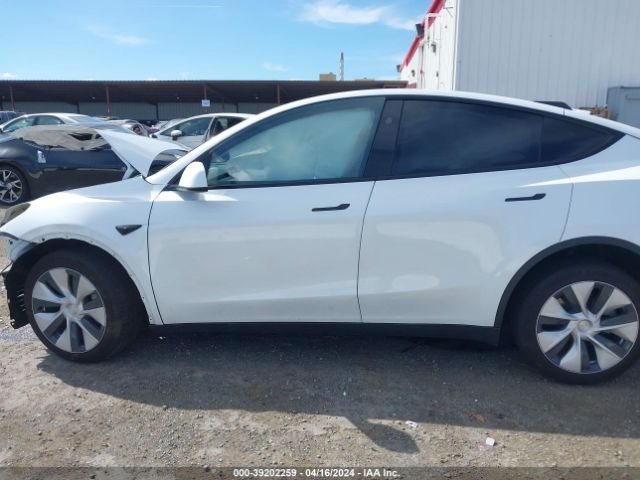 7SAYGDEE8RF982517 Tesla Model Y Long Range Dual Motor All-wheel Drive