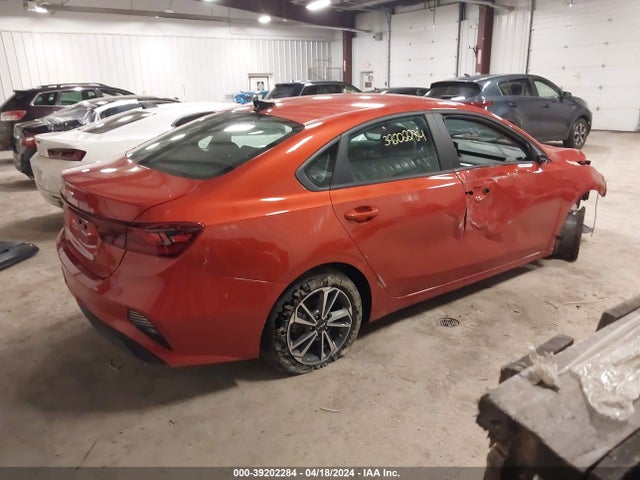 KIA Forte Lxs 2023 3KPF24AD9PE556872 Image 4