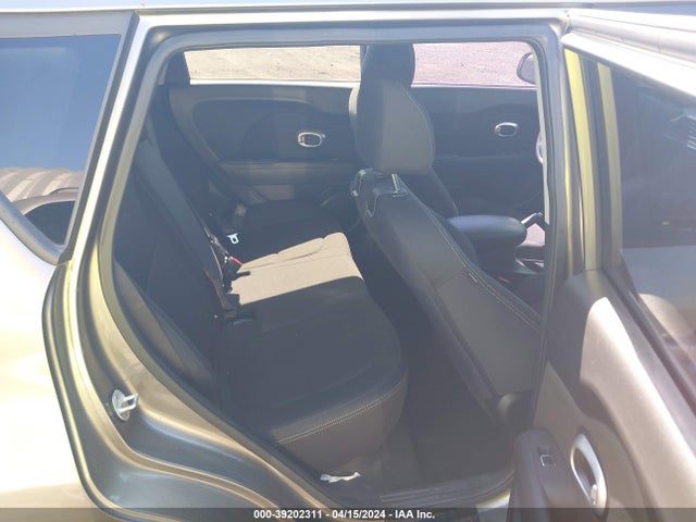 KIA Soul 2019 KNDJN2A24K7000059 Image 8