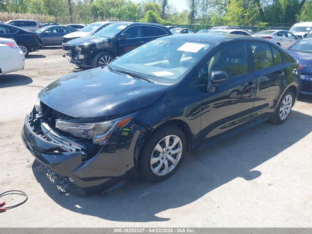 Toyota COROLLA LE 2022 JTDEPMAE7NJ230039 Image 2