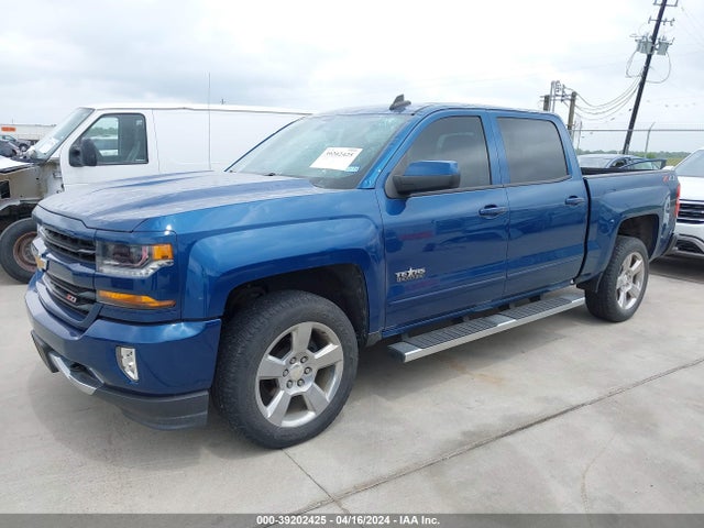 Chevrolet Silverado 1500 2lt 2018 3GCUKREC7JG486998 Image 2