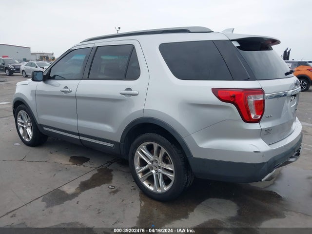 Ford EXPLORER XLT 2016 1FM5K7D86GGD01457 Image 3