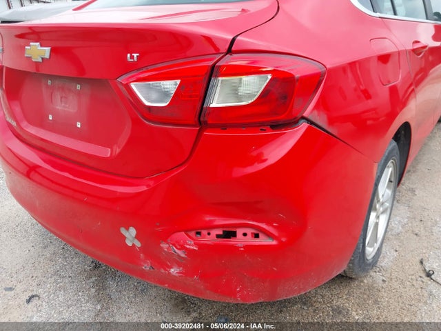 Chevrolet Cruze Lt Auto 2018 1G1BE5SM7J7183406 Image 6