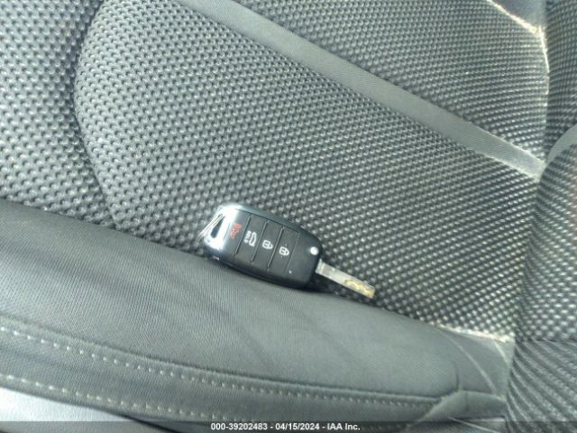 5XXGT4L35KG282592 KIA Optima Lx
