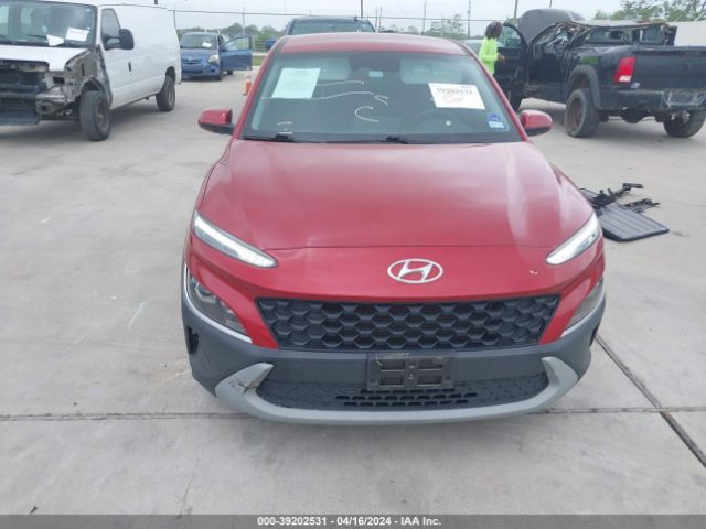 KM8K22AB4NU887774 Hyundai Kona Se