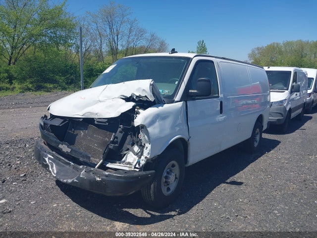Chevrolet Express 2500 Work Van 2019 1GCWGAFP2K1166887 Image 2