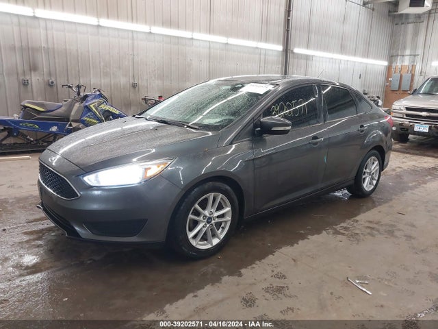 Ford FOCUS SE 2017 1FADP3F26HL277338 Image 2