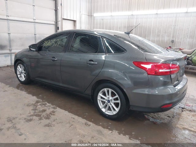 Ford FOCUS SE 2017 1FADP3F26HL277338 Image 3