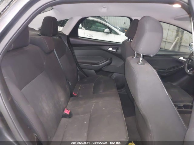 Ford FOCUS SE 2017 1FADP3F26HL277338 Image 8