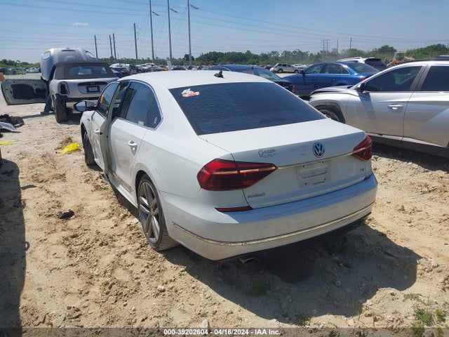 1VWDT7A31HC035762 Volkswagen Passat 1.8t R-line
